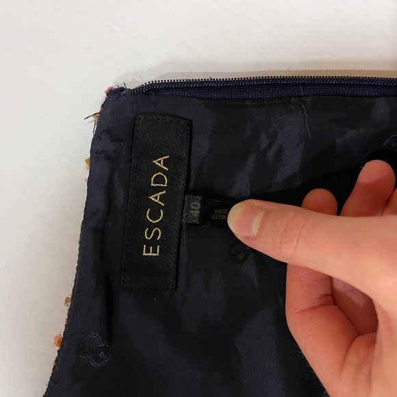 ❤️ HOST PICK ❤️ Escada Tweed Dress with Denim Bow - Picture 3 of 5